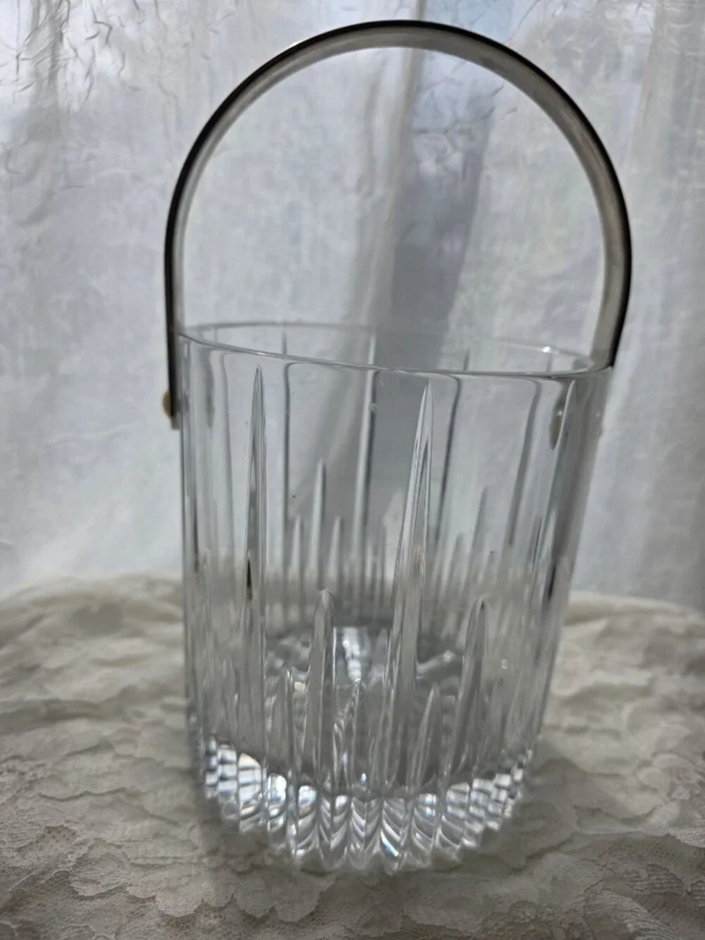Mikasa Arctic Lights Crystal Clear Glass Ice Bucket Metal Handle